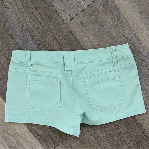 Mission sea foam green khaki size 5 - Picture 2 of 3